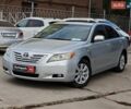 Серый Тойота Камри, объемом двигателя 2.4 л и пробегом 202 тыс. км за 8790 $, фото 1 на Automoto.ua