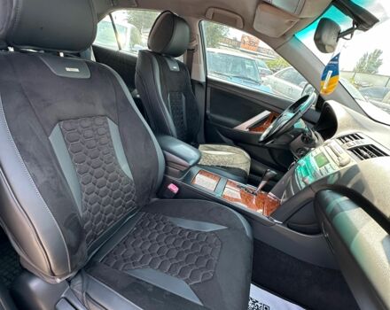 Сірий Тойота Камрі, об'ємом двигуна 2.4 л та пробігом 273 тис. км за 8500 $, фото 9 на Automoto.ua