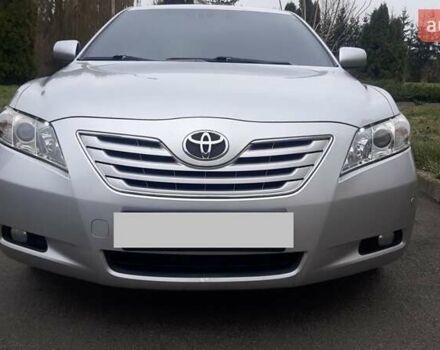 Серый Тойота Камри, объемом двигателя 2.4 л и пробегом 193 тыс. км за 10700 $, фото 3 на Automoto.ua