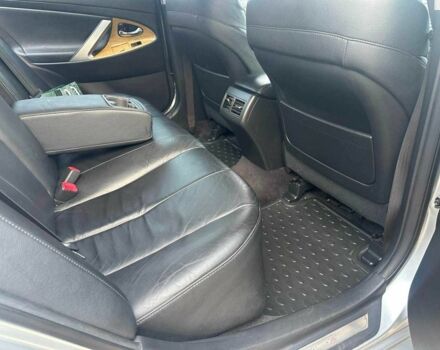 Серый Тойота Камри, объемом двигателя 2.4 л и пробегом 165 тыс. км за 9999 $, фото 20 на Automoto.ua