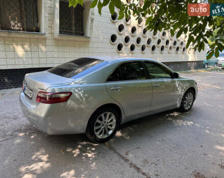 Сірий Тойота Камрі, об'ємом двигуна 2.36 л та пробігом 294 тис. км за 8700 $, фото 11 на Automoto.ua