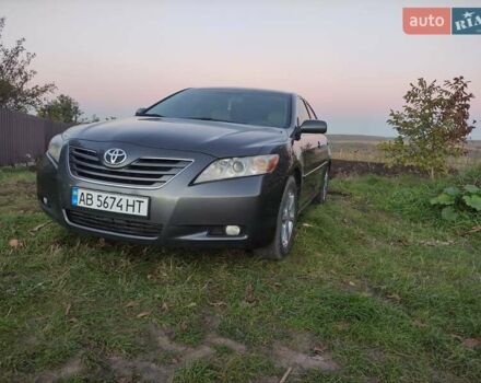 Серый Тойота Камри, объемом двигателя 3.5 л и пробегом 287 тыс. км за 9500 $, фото 11 на Automoto.ua