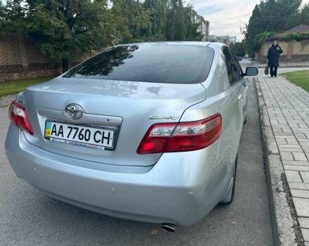 Серый Тойота Камри, объемом двигателя 2.4 л и пробегом 165 тыс. км за 9999 $, фото 5 на Automoto.ua