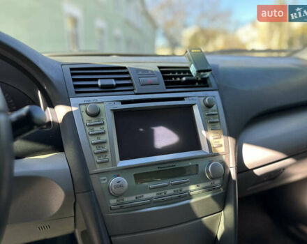 Сірий Тойота Камрі, об'ємом двигуна 3.46 л та пробігом 280 тис. км за 6400 $, фото 5 на Automoto.ua