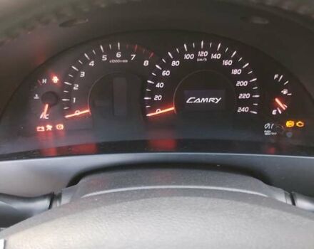 Серый Тойота Камри, объемом двигателя 2.4 л и пробегом 230 тыс. км за 8500 $, фото 46 на Automoto.ua