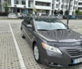 Серый Тойота Камри, объемом двигателя 3.5 л и пробегом 265 тыс. км за 10500 $, фото 1 на Automoto.ua
