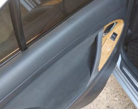 Серый Тойота Камри, объемом двигателя 2.4 л и пробегом 230 тыс. км за 8500 $, фото 22 на Automoto.ua