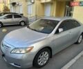 Сірий Тойота Камрі, об'ємом двигуна 2.4 л та пробігом 582 тис. км за 7300 $, фото 2 на Automoto.ua