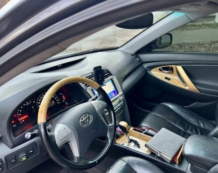 Сірий Тойота Камрі, об'ємом двигуна 3.5 л та пробігом 280 тис. км за 7000 $, фото 5 на Automoto.ua