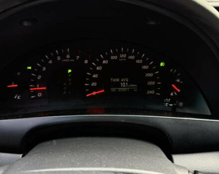 Серый Тойота Камри, объемом двигателя 2.4 л и пробегом 311 тыс. км за 7700 $, фото 18 на Automoto.ua