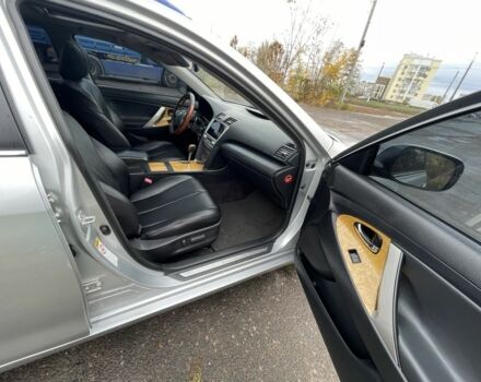 Серый Тойота Камри, объемом двигателя 3.5 л и пробегом 286 тыс. км за 7650 $, фото 12 на Automoto.ua