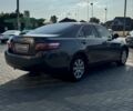 Сірий Тойота Камрі, об'ємом двигуна 2.4 л та пробігом 249 тис. км за 9500 $, фото 3 на Automoto.ua