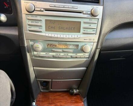 Сірий Тойота Камрі, об'ємом двигуна 2.36 л та пробігом 319 тис. км за 7900 $, фото 15 на Automoto.ua