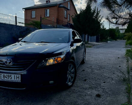 Сірий Тойота Камрі, об'ємом двигуна 2.4 л та пробігом 422 тис. км за 8000 $, фото 4 на Automoto.ua