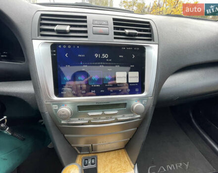 Сірий Тойота Камрі, об'ємом двигуна 3.46 л та пробігом 286 тис. км за 7650 $, фото 17 на Automoto.ua