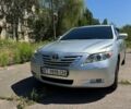 Сірий Тойота Камрі, об'ємом двигуна 3.46 л та пробігом 220 тис. км за 9300 $, фото 1 на Automoto.ua