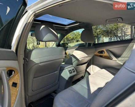 Сірий Тойота Камрі, об'ємом двигуна 3.46 л та пробігом 280 тис. км за 6400 $, фото 8 на Automoto.ua