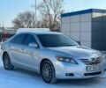 Серый Тойота Камри, объемом двигателя 2.4 л и пробегом 216 тыс. км за 6500 $, фото 1 на Automoto.ua
