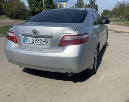 Сірий Тойота Камрі, об'ємом двигуна 2.4 л та пробігом 199 тис. км за 7499 $, фото 3 на Automoto.ua