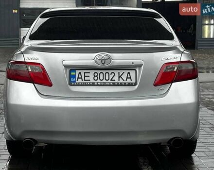 Серый Тойота Камри, объемом двигателя 3.5 л и пробегом 299 тыс. км за 8400 $, фото 4 на Automoto.ua