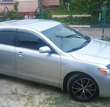 Серый Тойота Камри, объемом двигателя 2.4 л и пробегом 286 тыс. км за 9500 $, фото 23 на Automoto.ua