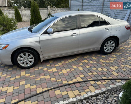 Серый Тойота Камри, объемом двигателя 3.46 л и пробегом 289 тыс. км за 9300 $, фото 2 на Automoto.ua