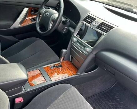 Серый Тойота Камри, объемом двигателя 2.4 л и пробегом 138 тыс. км за 11500 $, фото 12 на Automoto.ua