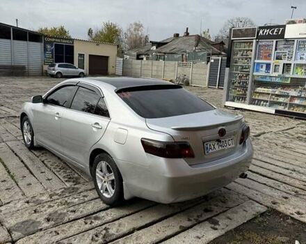 Тойота Камри 2007 в Люботине на Automoto.ua Серый Тойота Камри, объемом двигателя 2.4 л и пробегом 194 тыс. км за 10000 $, фото 4 на Automoto.ua