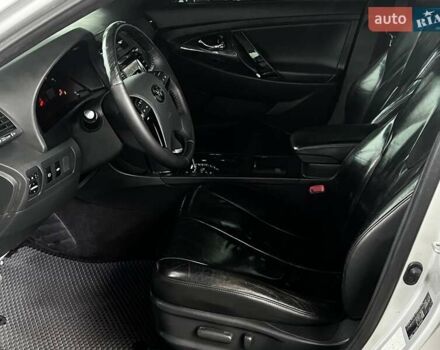 Серый Тойота Камри, объемом двигателя 3.5 л и пробегом 299 тыс. км за 8400 $, фото 8 на Automoto.ua