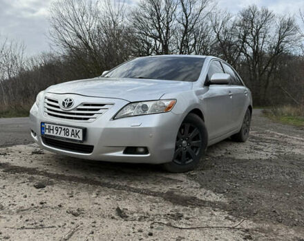 Серый Тойота Камри, объемом двигателя 2.4 л и пробегом 311 тыс. км за 7700 $, фото 21 на Automoto.ua
