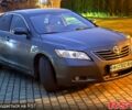Серый Тойота Камри, объемом двигателя 2.4 л и пробегом 282 тыс. км за 6700 $, фото 1 на Automoto.ua