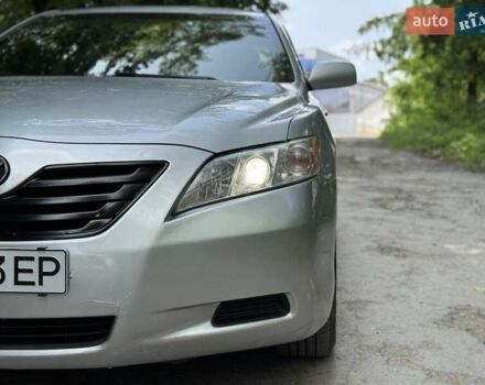 Сірий Тойота Камрі, об'ємом двигуна 2.4 л та пробігом 308 тис. км за 7799 $, фото 6 на Automoto.ua