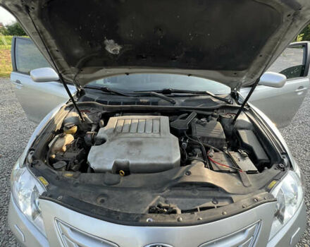 Серый Тойота Камри, объемом двигателя 3.5 л и пробегом 290 тыс. км за 8500 $, фото 25 на Automoto.ua