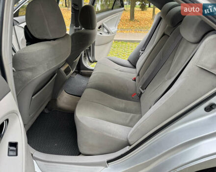 Серый Тойота Камри, объемом двигателя 2.36 л и пробегом 298 тыс. км за 6500 $, фото 16 на Automoto.ua