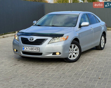 Серый Тойота Камри, объемом двигателя 2.36 л и пробегом 221 тыс. км за 7999 $, фото 12 на Automoto.ua