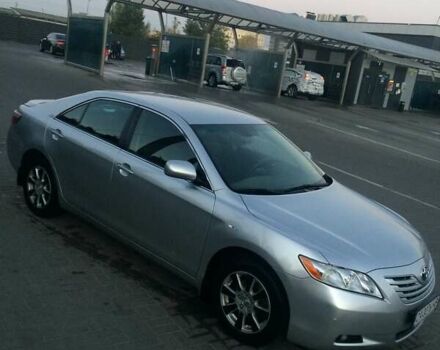 Серый Тойота Камри, объемом двигателя 2.4 л и пробегом 230 тыс. км за 8500 $, фото 12 на Automoto.ua