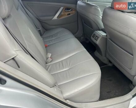 Тойота Камри 2007 в Киеве на Automoto.ua Серый Тойота Камри, объемом двигателя 2.4 л и пробегом 210 тыс. км за 7999 $, фото 15 на Automoto.ua
