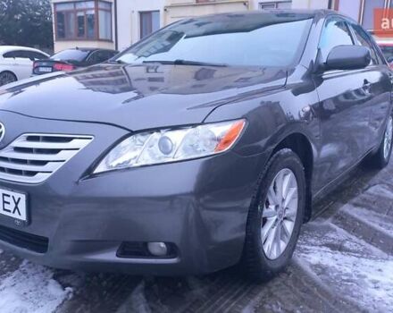 Серый Тойота Камри, объемом двигателя 2.36 л и пробегом 305 тыс. км за 7800 $, фото 10 на Automoto.ua