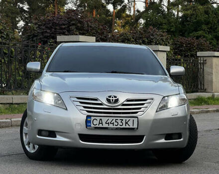 Серый Тойота Камри, объемом двигателя 3.5 л и пробегом 290 тыс. км за 8500 $, фото 21 на Automoto.ua