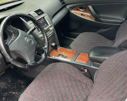 Серый Тойота Камри, объемом двигателя 2.36 л и пробегом 370 тыс. км за 6999 $, фото 9 на Automoto.ua