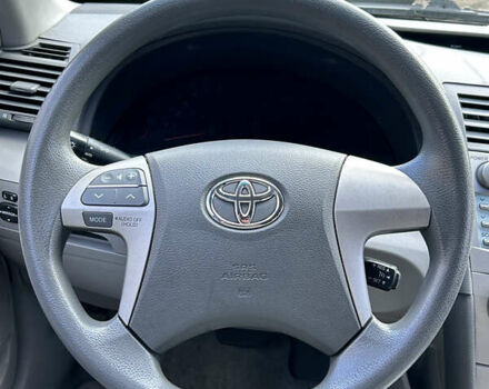Сірий Тойота Камрі, об'ємом двигуна 2.4 л та пробігом 191 тис. км за 8300 $, фото 15 на Automoto.ua