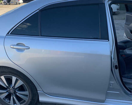 Сірий Тойота Камрі, об'ємом двигуна 2.36 л та пробігом 230 тис. км за 8500 $, фото 2 на Automoto.ua