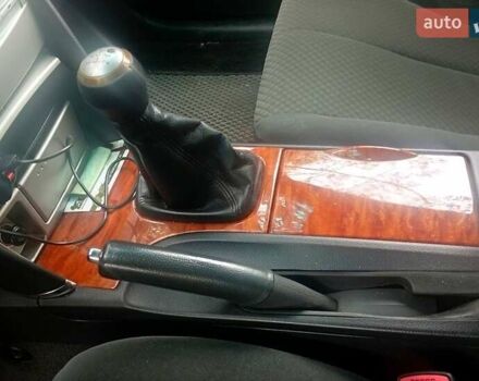 Серый Тойота Камри, объемом двигателя 2.4 л и пробегом 262 тыс. км за 7000 $, фото 6 на Automoto.ua