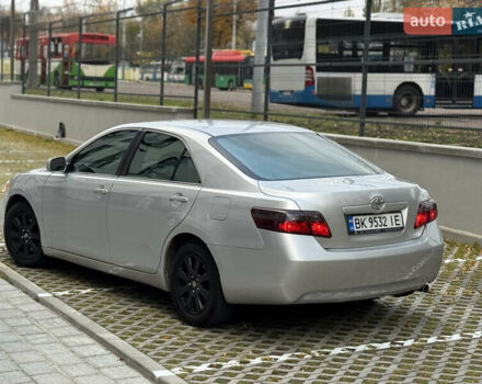 Серый Тойота Камри, объемом двигателя 2.36 л и пробегом 298 тыс. км за 6500 $, фото 11 на Automoto.ua