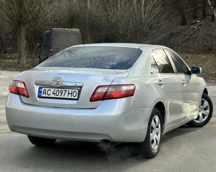 Сірий Тойота Камрі, об'ємом двигуна 2.4 л та пробігом 191 тис. км за 8300 $, фото 6 на Automoto.ua