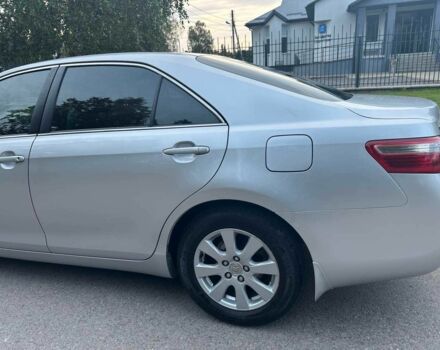 Серый Тойота Камри, объемом двигателя 2.4 л и пробегом 165 тыс. км за 9999 $, фото 3 на Automoto.ua