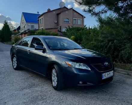 Сірий Тойота Камрі, об'ємом двигуна 2.4 л та пробігом 422 тис. км за 8000 $, фото 3 на Automoto.ua