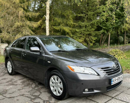 Серый Тойота Камри, объемом двигателя 2.4 л и пробегом 220 тыс. км за 8700 $, фото 25 на Automoto.ua