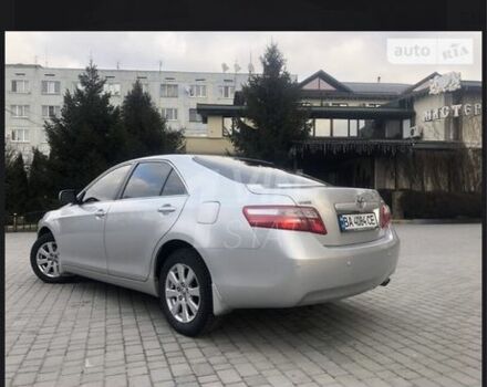 Серый Тойота Камри, объемом двигателя 2.4 л и пробегом 221 тыс. км за 8499 $, фото 3 на Automoto.ua