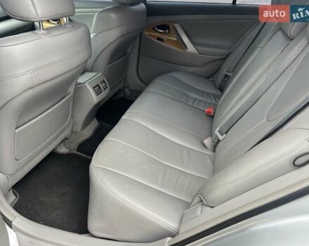 Тойота Камри 2007 в Киеве на Automoto.ua Серый Тойота Камри, объемом двигателя 2.4 л и пробегом 210 тыс. км за 7999 $, фото 16 на Automoto.ua